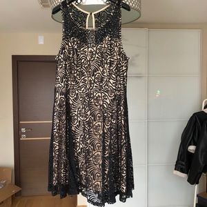 F21+ Lace Panel Dress